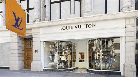 what stores carry louis vuitton handbags|louis vuitton store locations.